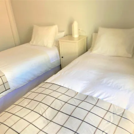Casa Jazmin Parking Gratis 2 Hab Junto Est Ave * Córdoba